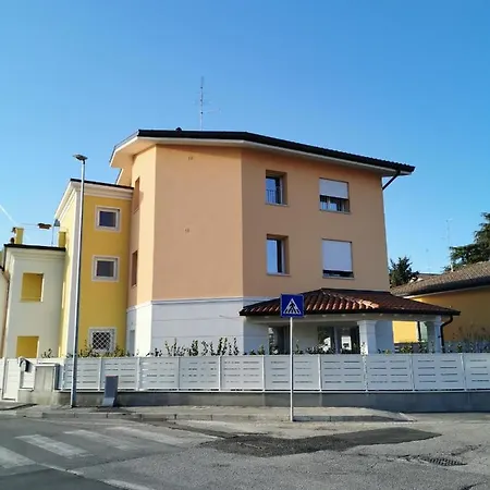 The Orange Flat Lejlighed Bussolengo