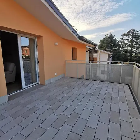 Apartmán The Orange Flat