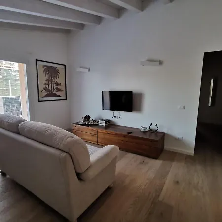 Apartmán The Orange Flat